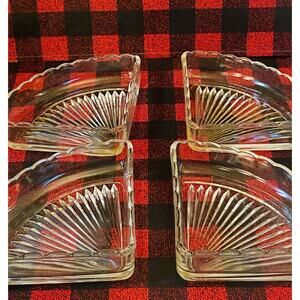 VINTAGE Lead Crystal Glass Shell Triangle Cigarette/Cigar Ashtrays set of 4